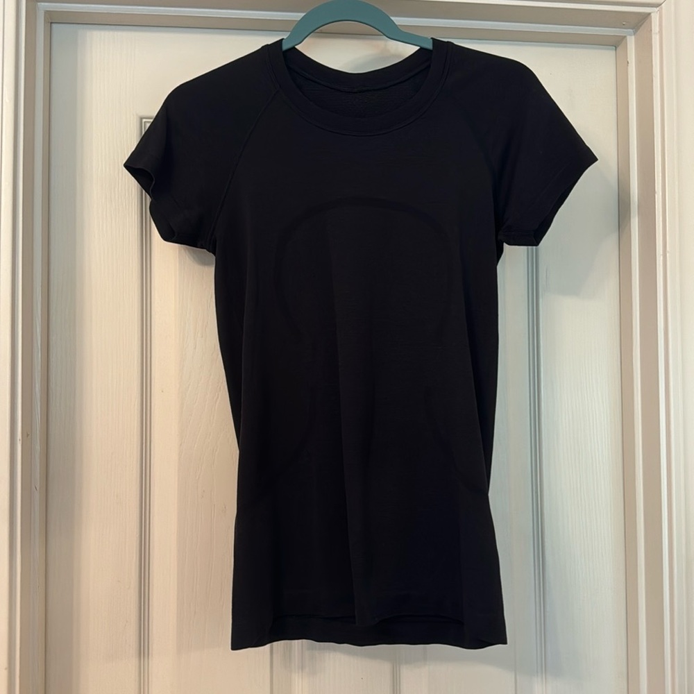 Lululemon swiftly tech